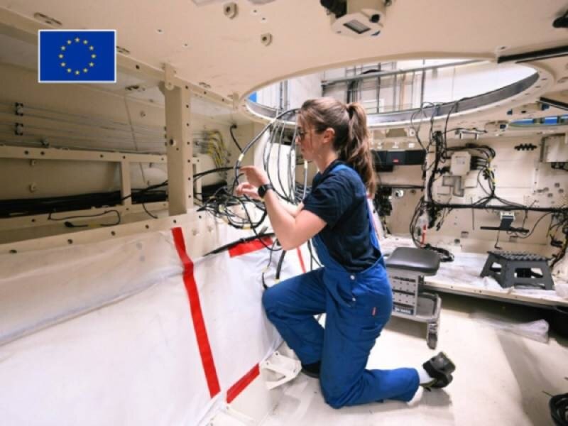 La Comisión Europea impulsa el programa AGILE, dotado con 115 millones de euros, para financiar el desarrollo y ensayo de tecnologías emergentes y disruptivas destinadas a aplicaciones de defensa.