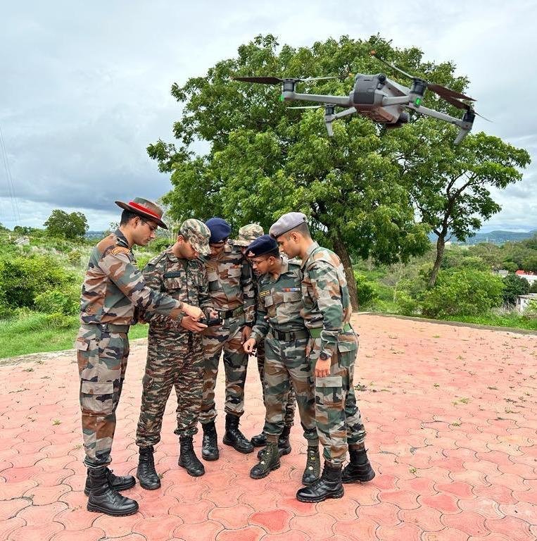 El Ejército de la India impulsa la adquisición de sistemas VANT y ANTI-VANT tácticos armados
